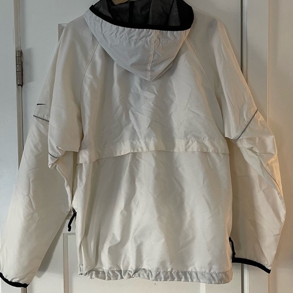 Vintage Nike beige Windbreaker Size M - Picture 2 of 3